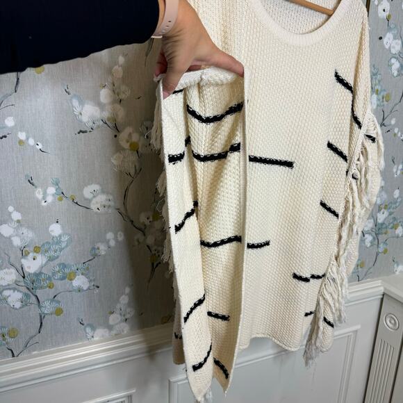 Lucky Brand Cream Cape Sweater with Fringe Accent - Size M/L - Picture 5 of 8